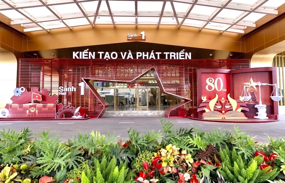 DECOR TRIỂN LÃM THÀNH TỰU ĐẤT NƯỚC