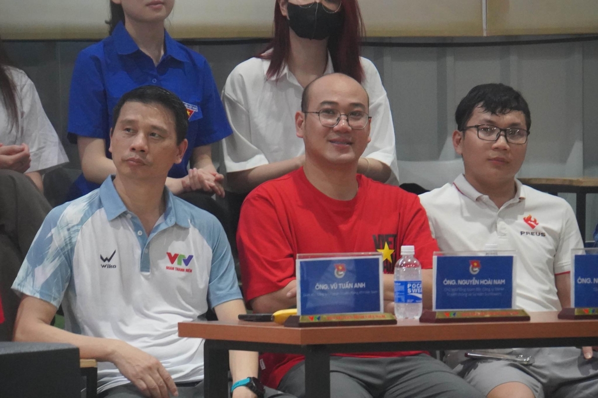 DECOR BOOTH CHỤP HÌNH ĐOÀN THANH NIÊN VTV