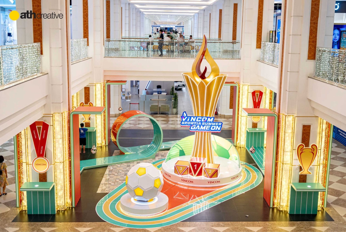 DECOR HÈ VINCOM ROYAL CITY 2024