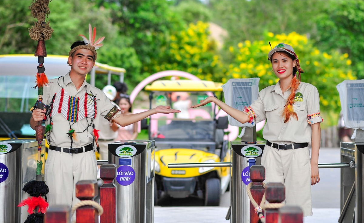 THIẾT KẾ BỘ NHẬN DIỆN THƯƠNG HIỆU VINPEARL SAFARI