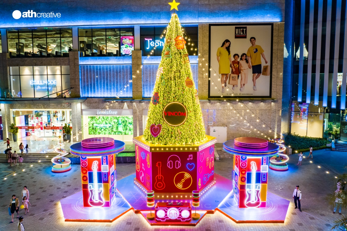 DECOR NOEL VINCOM SMART CITY 2022