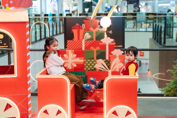 DECOR GIÁNG SINH & KỶ NIỆM 5 NĂM AEON MALL HẢI PHÒNG LÊ CHÂN