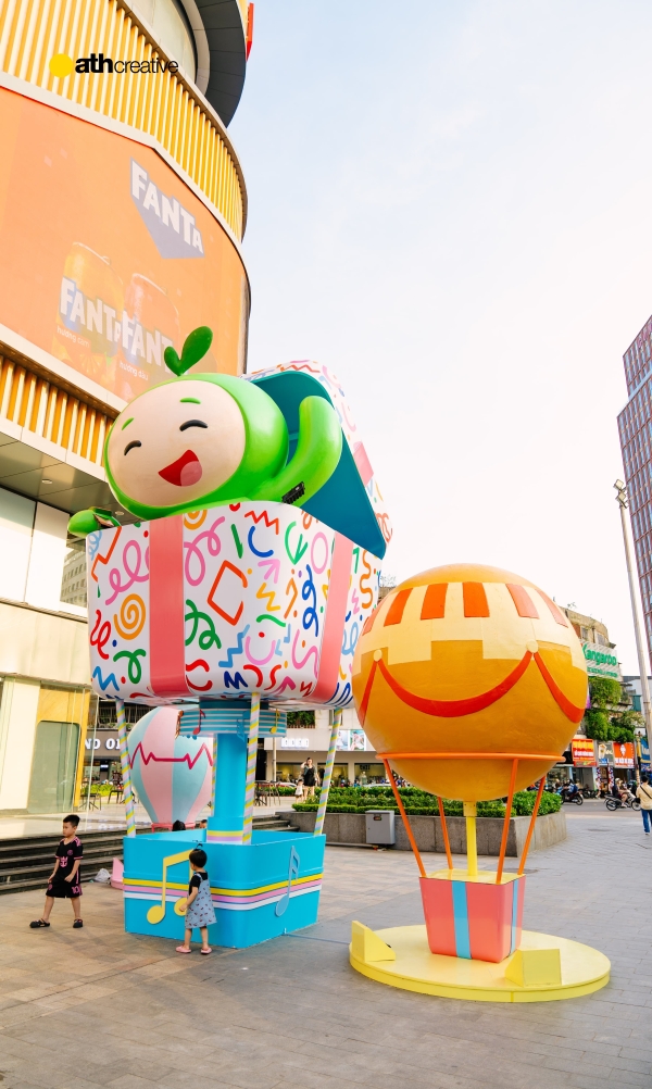 DECOR HÈ 2025 VINCOM PHẠM NGỌC THẠCH