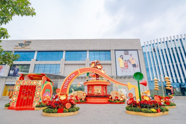DECOR TẾT 2024 VINCOM SMART CITY