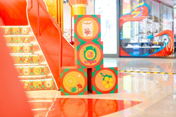 DECOR TẾT 2024 VINCOM ROYAL CITY VÀ TRẦN DUY HƯNG