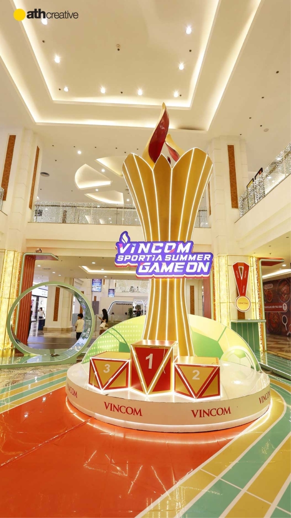 DECOR HÈ VINCOM ROYAL CITY 2024