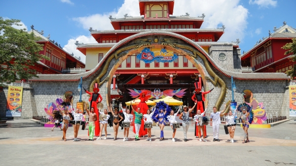 DECOR CARNIVAL RỒNG SUN WORLD HẠ LONG 2022