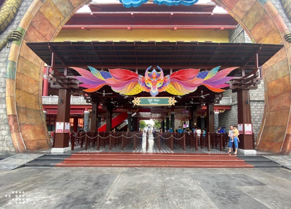 DECOR CARNIVAL RỒNG SUN WORLD HẠ LONG 2022