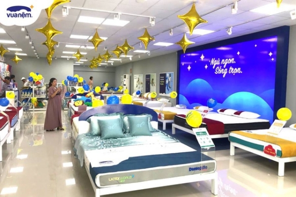 TRẢI NGHIỆM “GIẤC NGỦ VÀNG” TRONG SHOWROOM VUA NỆM