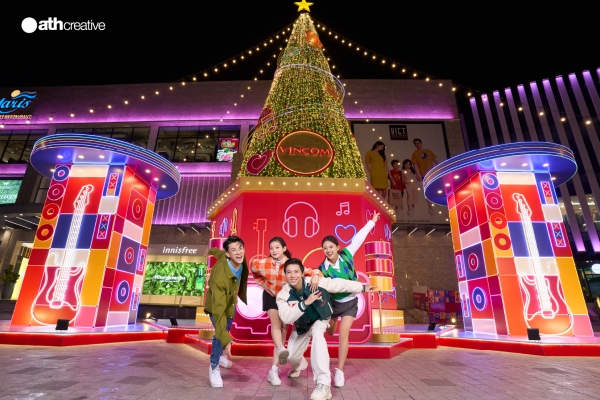 DECOR NOEL VINCOM SMART CITY 2022