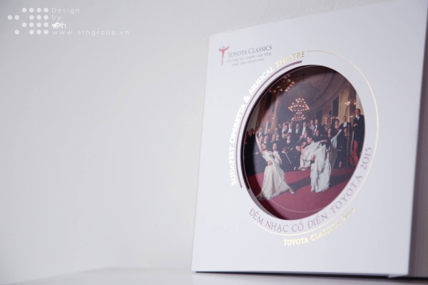 THIẾT KẾ ẨN PHẨM TRUYỀN THÔNG TOYOTA CLASSIC