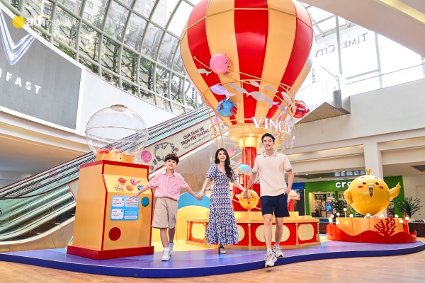 DECOR HÈ VINCOM 2023