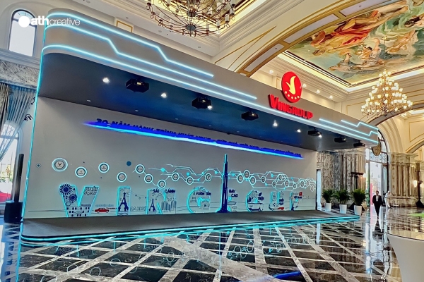 DECOR TRIỂN LÃM 30 NĂM VINGROUP