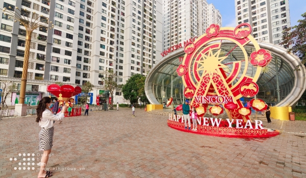 DECOR TẾT VINCOM 2022