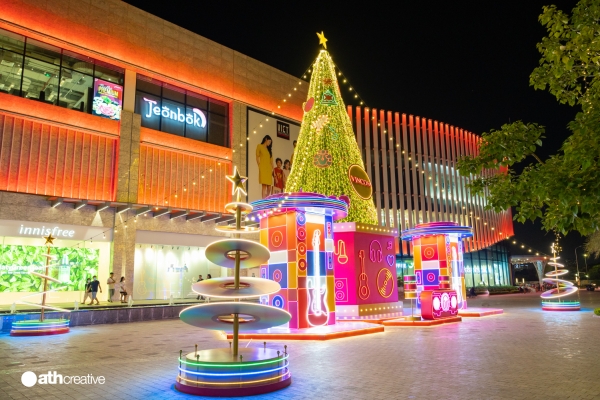 DECOR NOEL VINCOM SMART CITY 2022