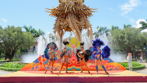 DECOR CARNIVAL RỒNG SUN WORLD HẠ LONG 2022