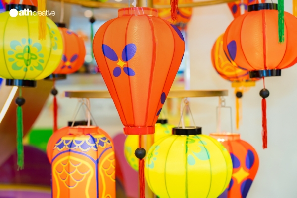 DECOR TRUNG THU 2023 VINCOM CENTER METROPOLIS