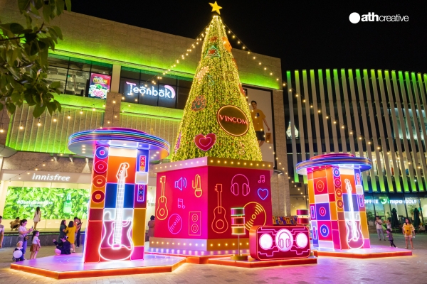 DECOR NOEL VINCOM SMART CITY 2022