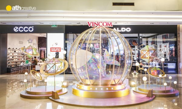 Vincom Trần Duy Hưng -  Đại náo “Thung lũng hành tinh”