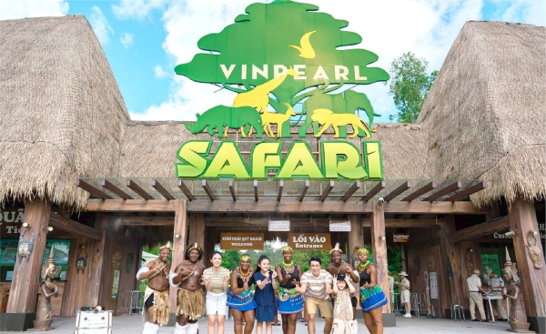 CÔNG VIÊN ĐỘNG VẬT THU NHỎ TRONG BỘ NHẬN DIỆN VINPEARL SAFARI